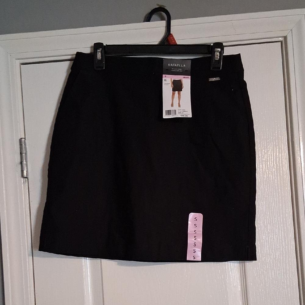 Rafaella Classic Black Mini Skort